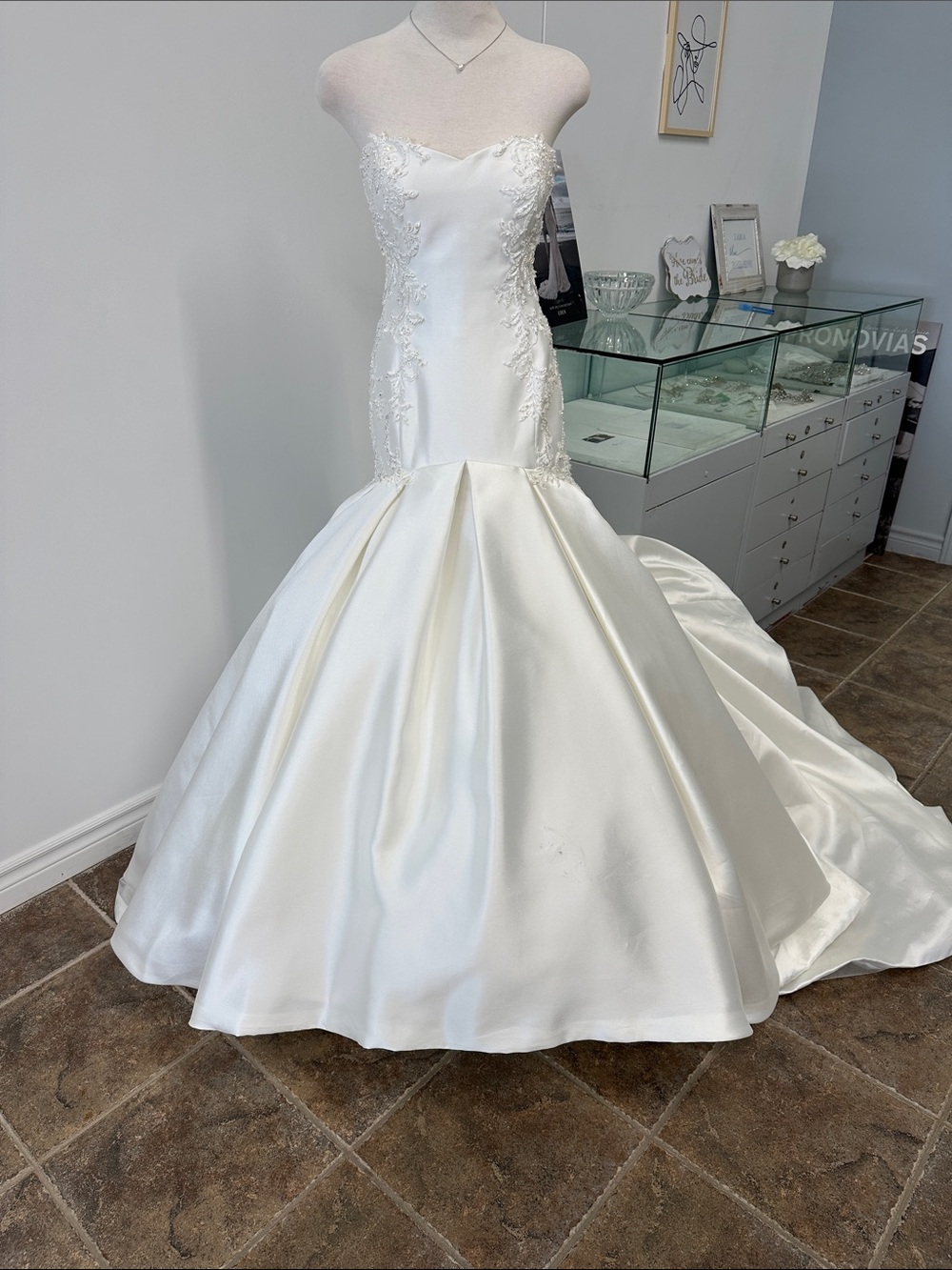 Strapless Mermaid Satin Bridal Gown in White